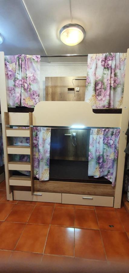 Fm Hostel Almaty Кок-Тюбе Экстерьер фото