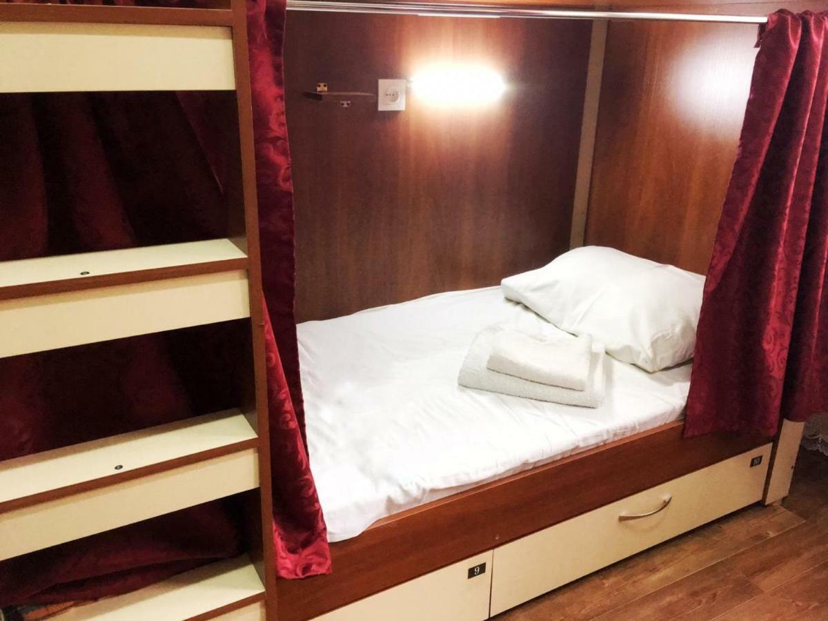 Fm Hostel Almaty Кок-Тюбе Экстерьер фото